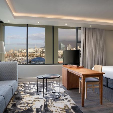 Protea Hotel By Marriott Cape Town Waterfront Breakwater Lodge Экстерьер фото